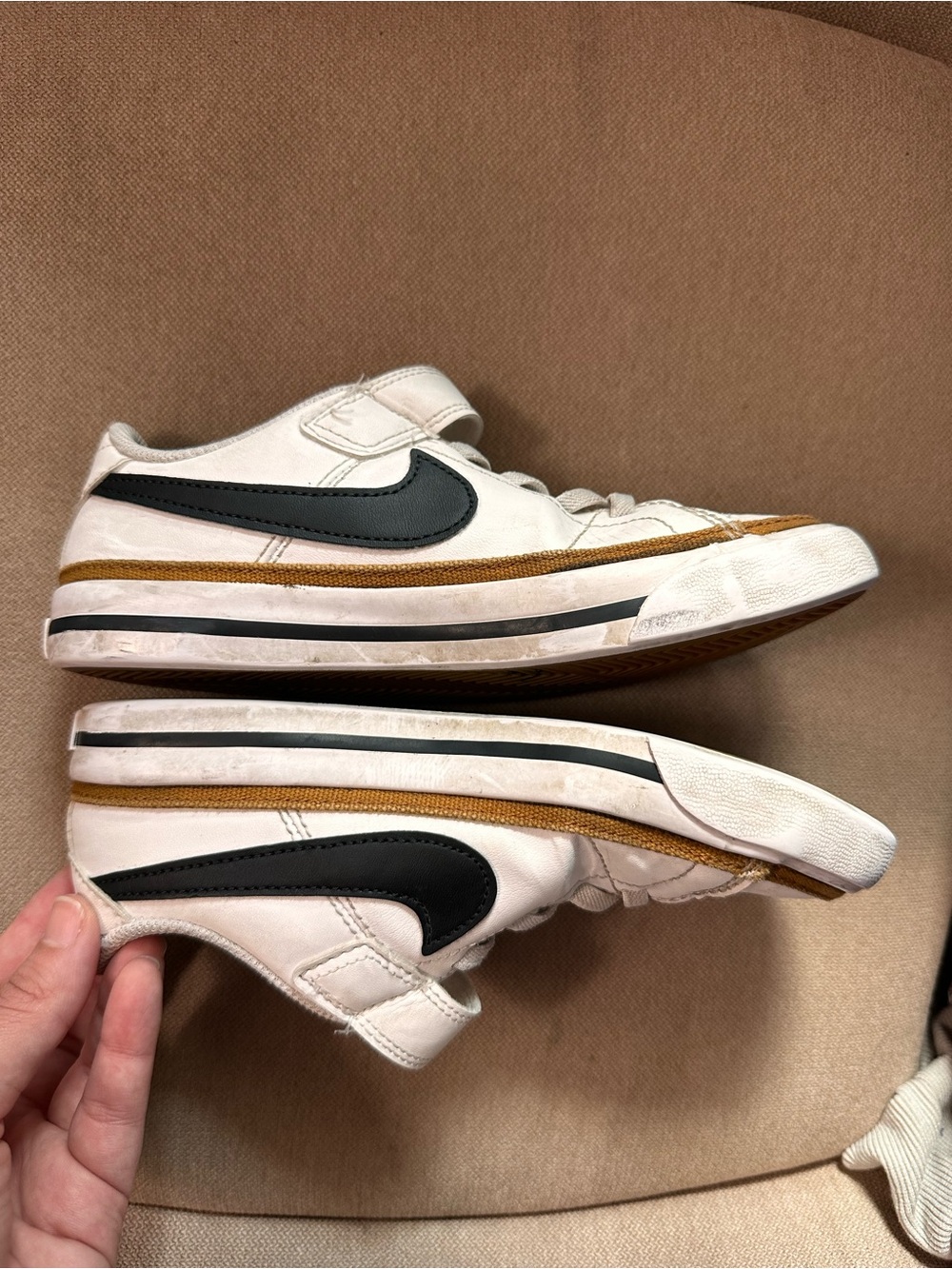Nike Court Legacy Kids White and Black
Sneakers Size 13C - Picture 3 of 8